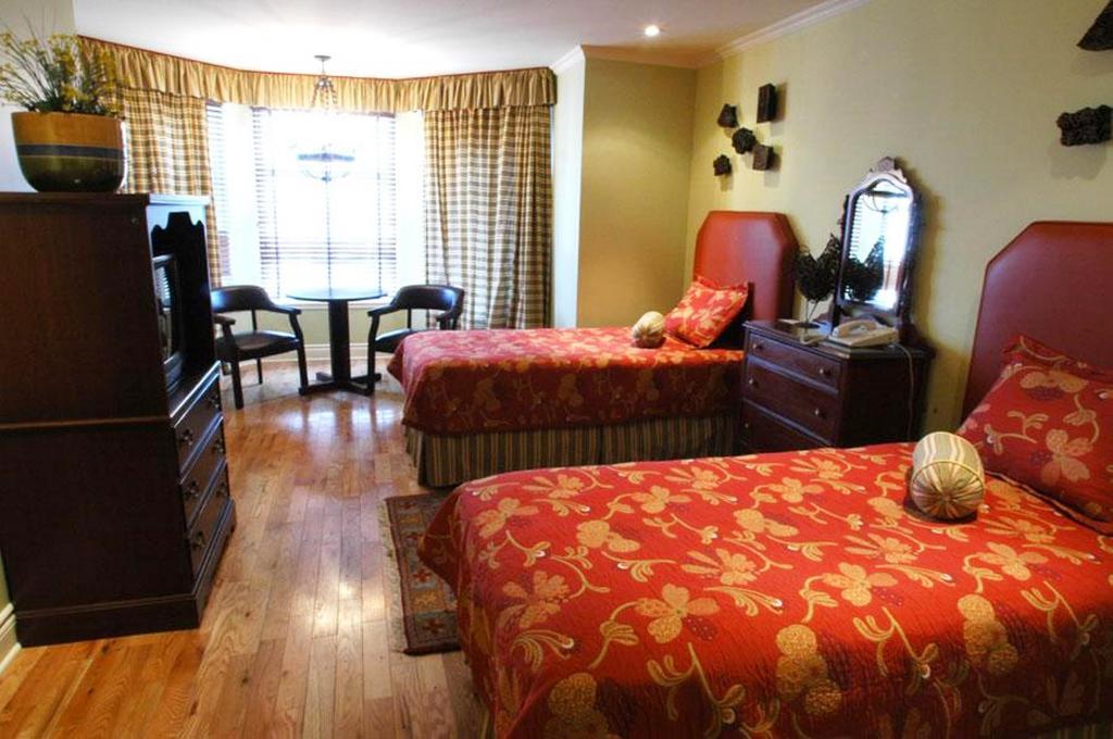 Manoir Sherbrooke Монреаль Номер фото